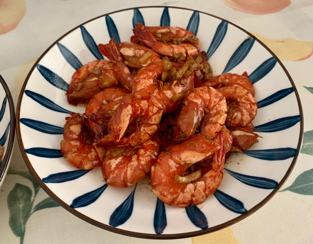 廖怪瘦做的干烧大虾(黑虎虾)