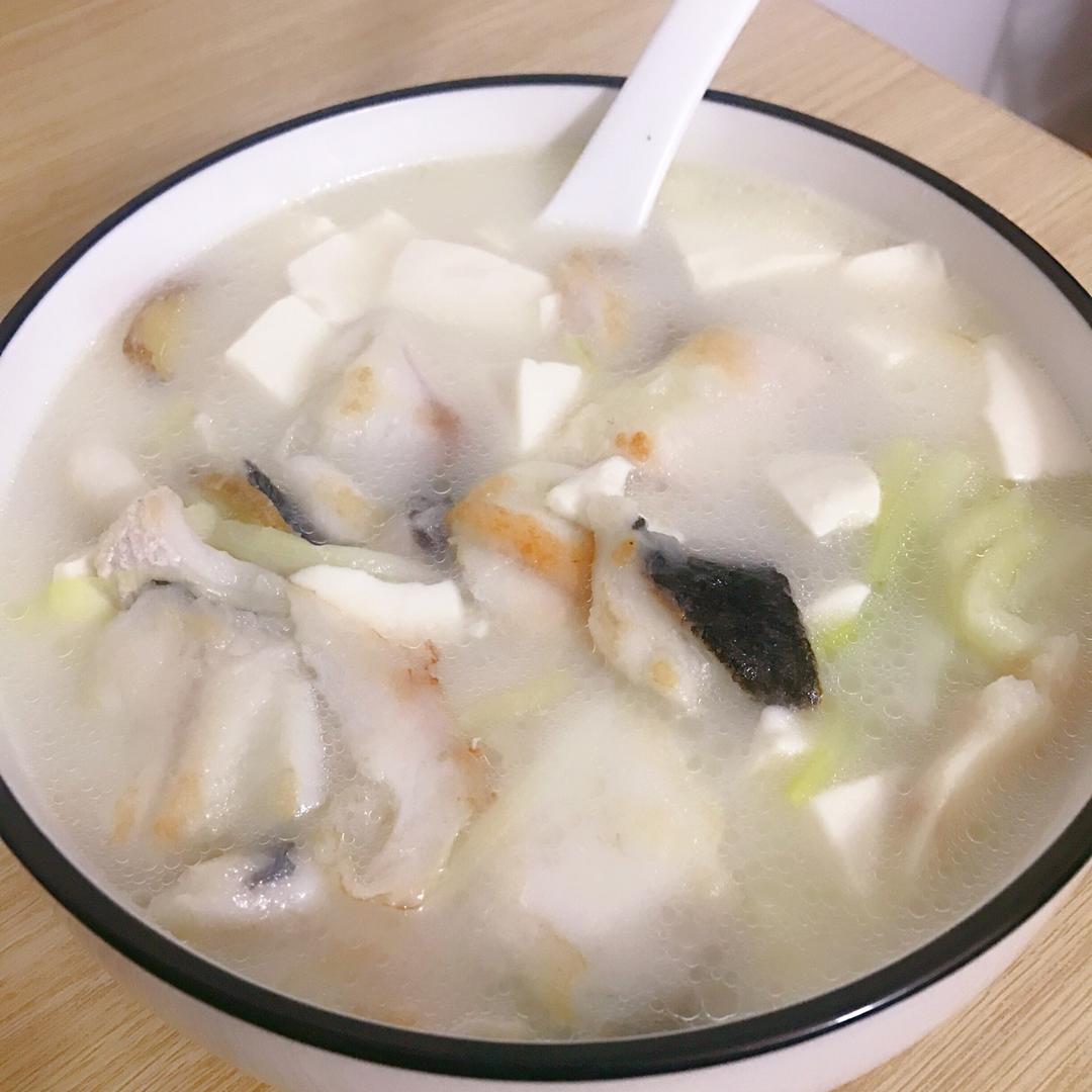 黑鱼豆腐汤