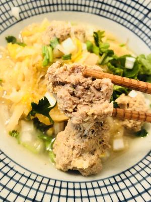 酸菜冻豆腐羊肉丸子汤的做法 步骤17