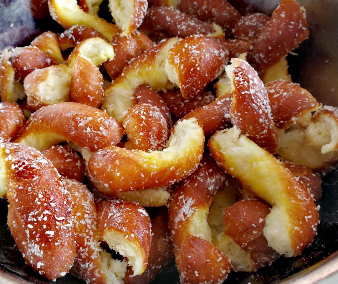 椰蓉手撕软麻花