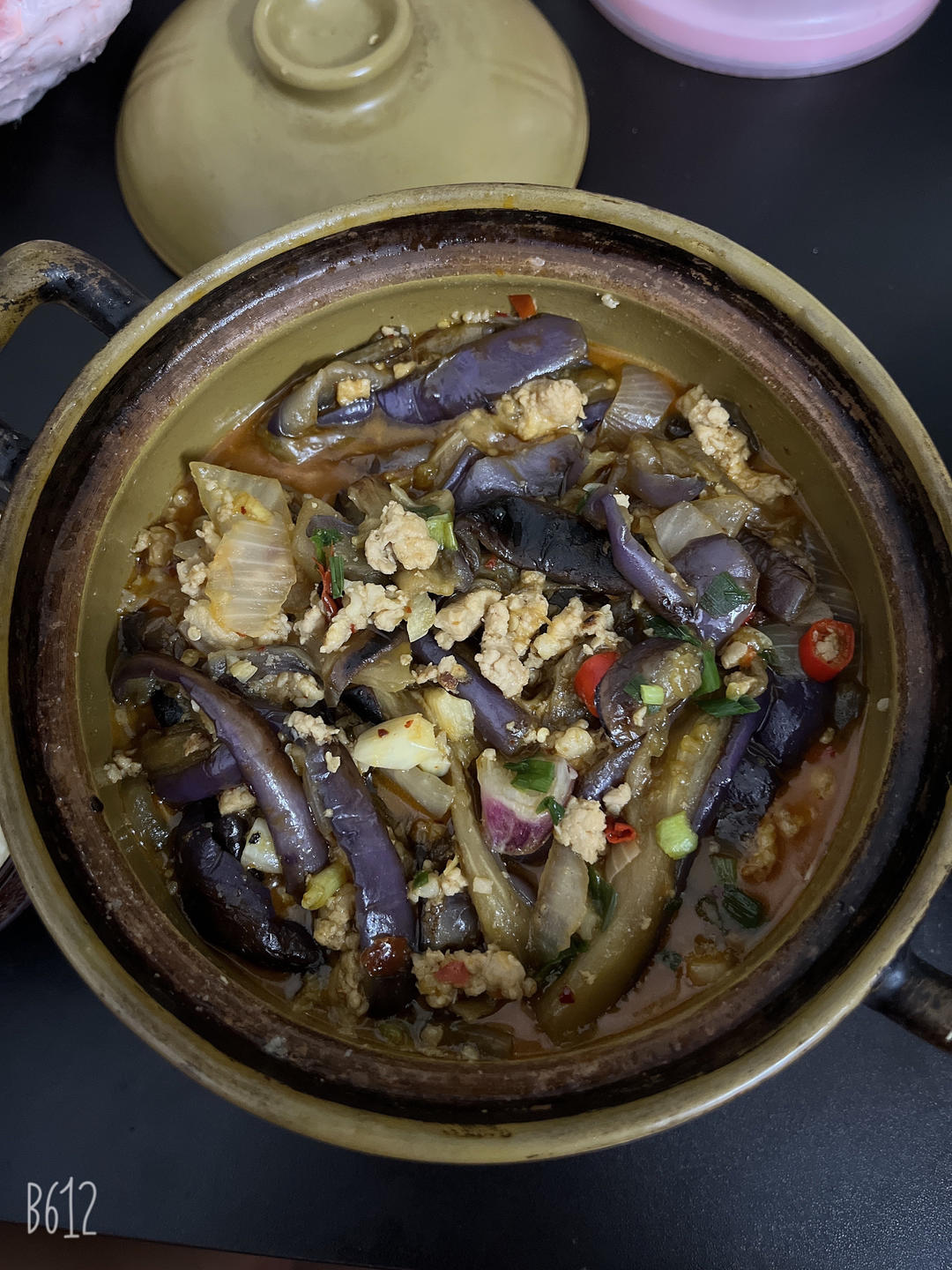 不用油炸超省油的鱼香肉末茄子煲