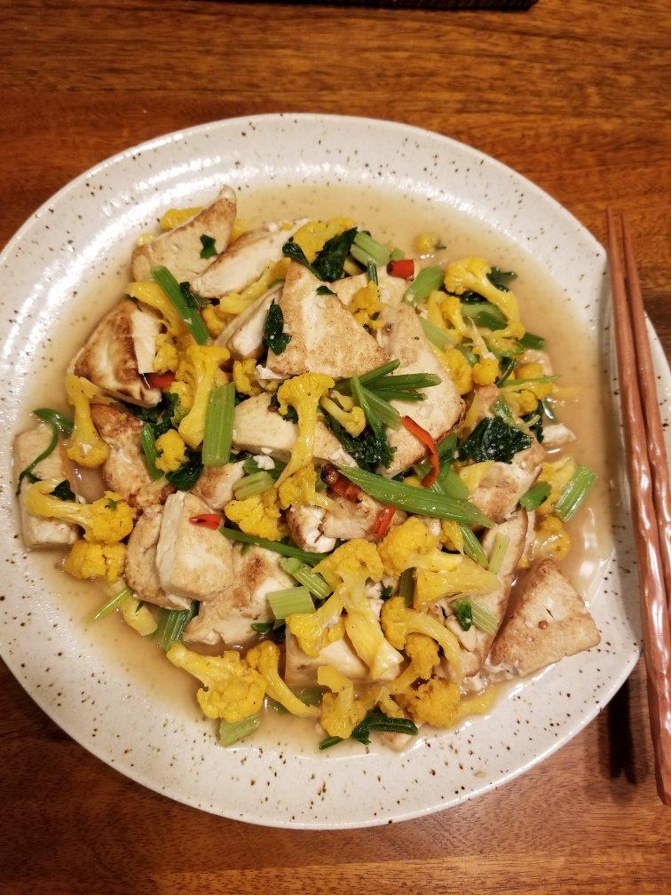 外酥里嫩的煎豆腐