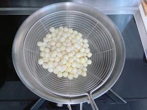 咸味  南瓜椰浆鸡头米的做法 步骤4