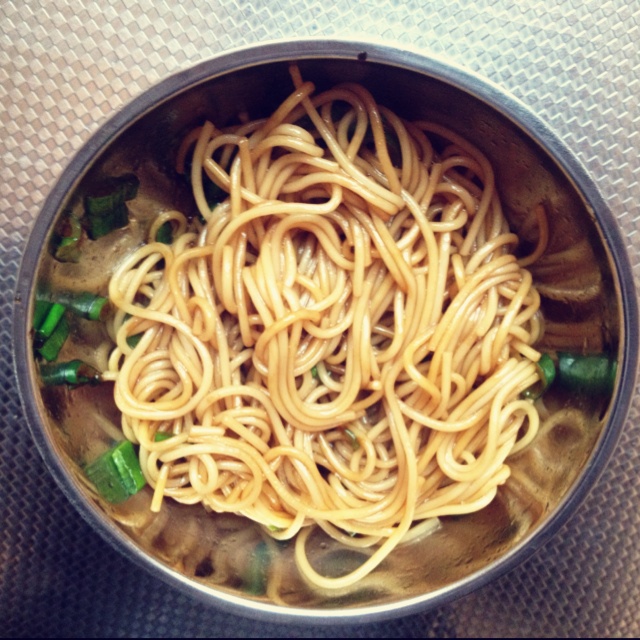 这份爱,为伊消得人憔悴__做的葱爆面—就是汪涵在天天向上里面做的