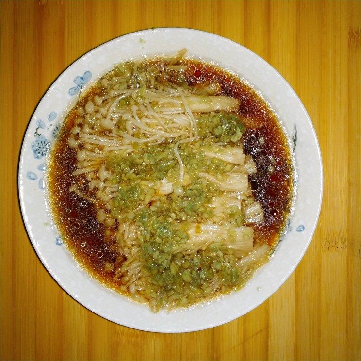 蒜蓉蒸金针菇