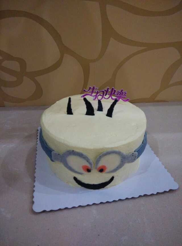 奶油水果装饰蛋糕