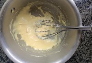 家庭版蛋黄派—海绵蛋糕做法的做法 步骤3