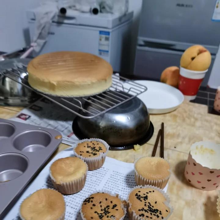 6寸，8寸，10寸戚风蛋糕配方（已更新）