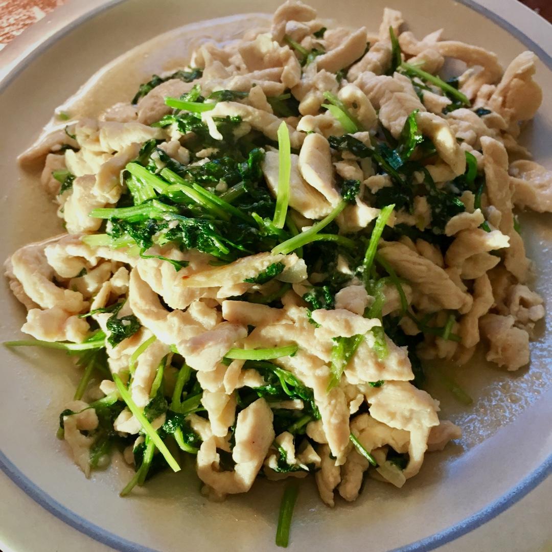 naramiki做的香菜炒鸡肉超级简单版