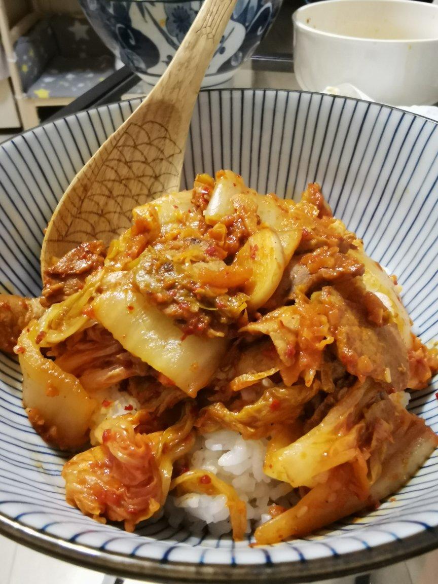 辣白菜炒五花肉