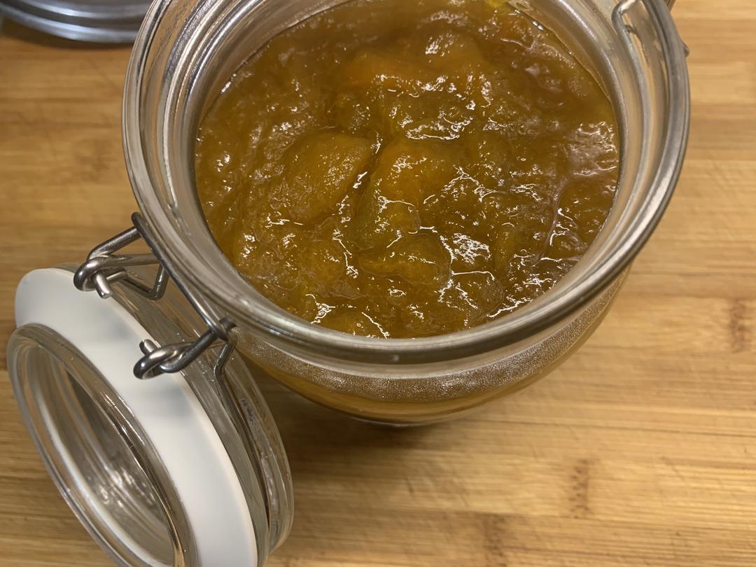 万能的黄杏酱的做法 步骤11