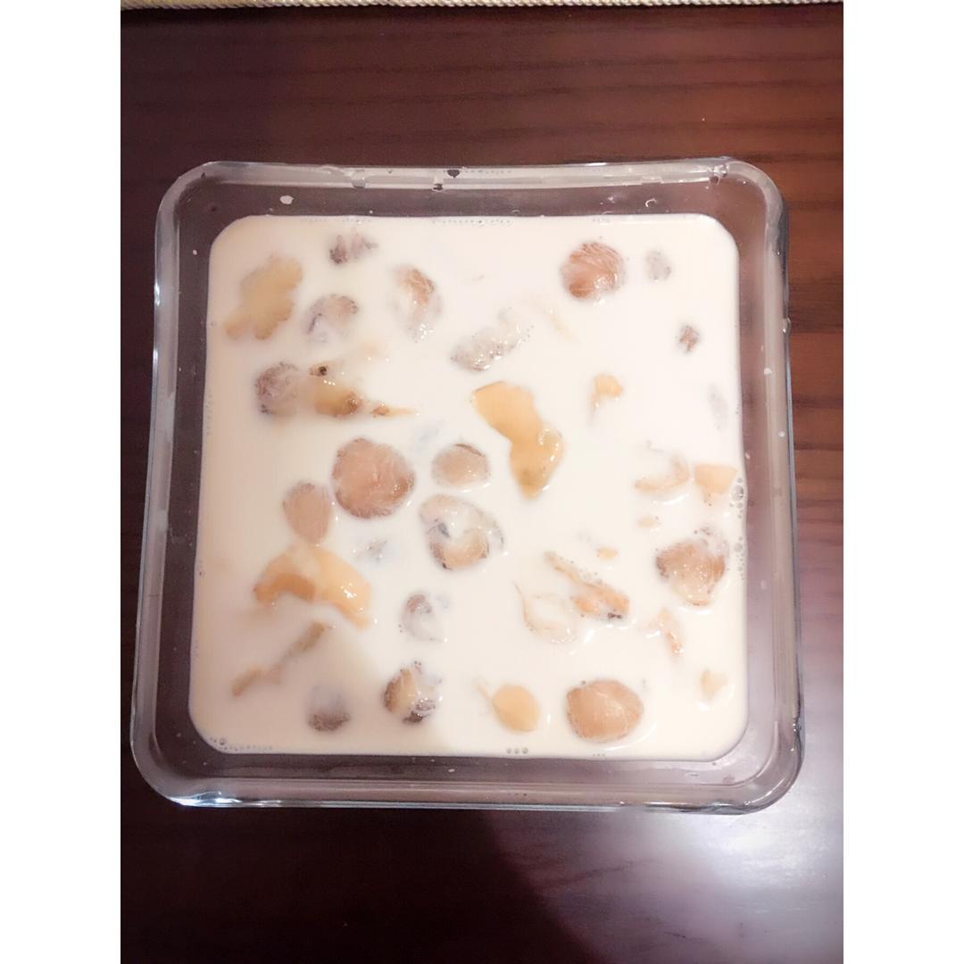 牛奶炖鱼胶／花胶