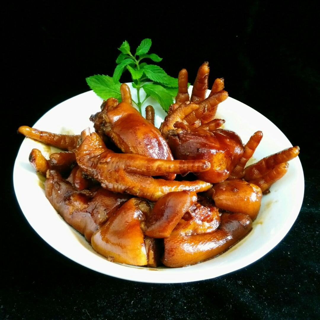 君君love烘焙做的大手拉小手猪蹄焖鸡爪