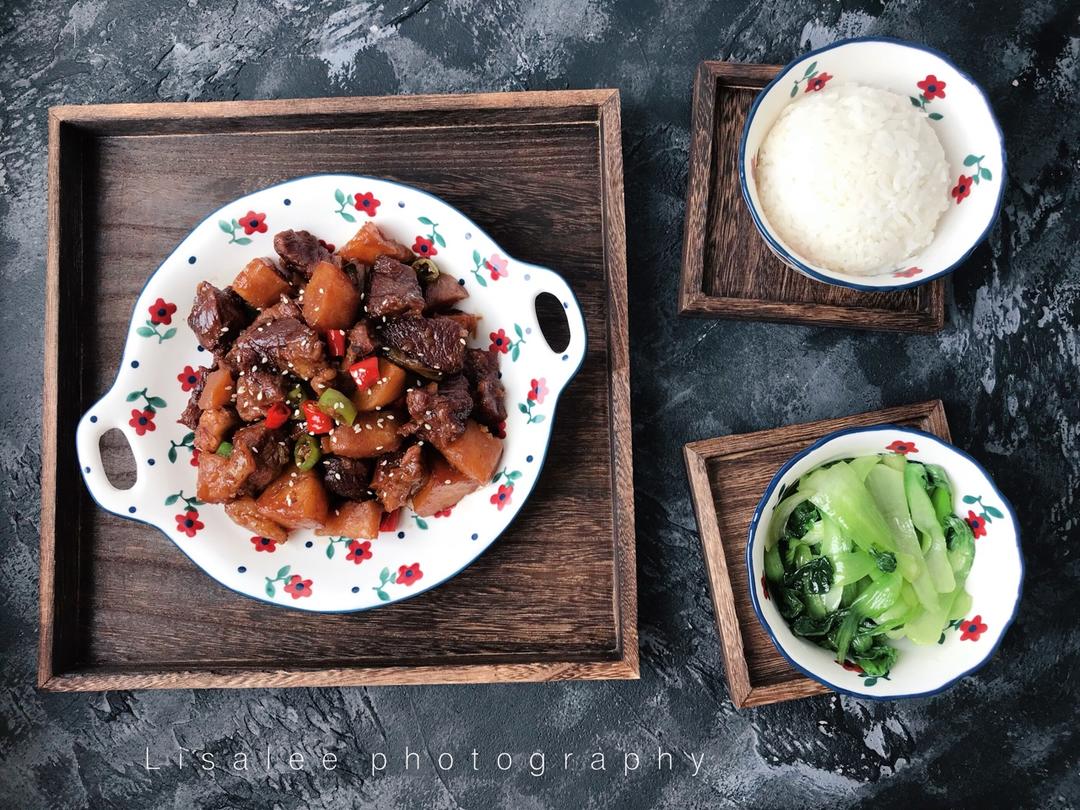 牛肉烧土豆