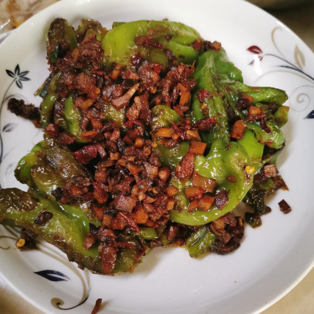 无敌下饭香菇牛肉酱