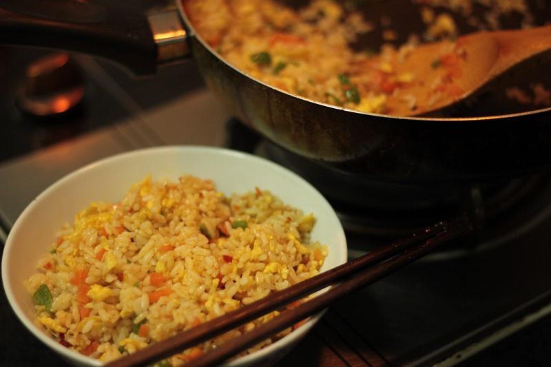 胡萝卜青椒蛋炒饭