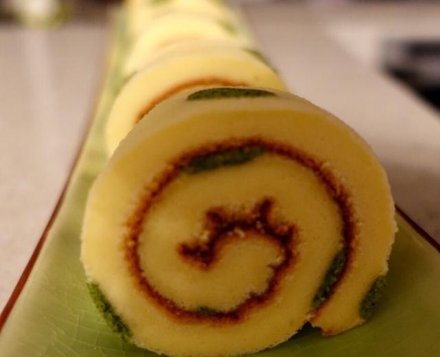 抹茶波点蛋糕卷的做法