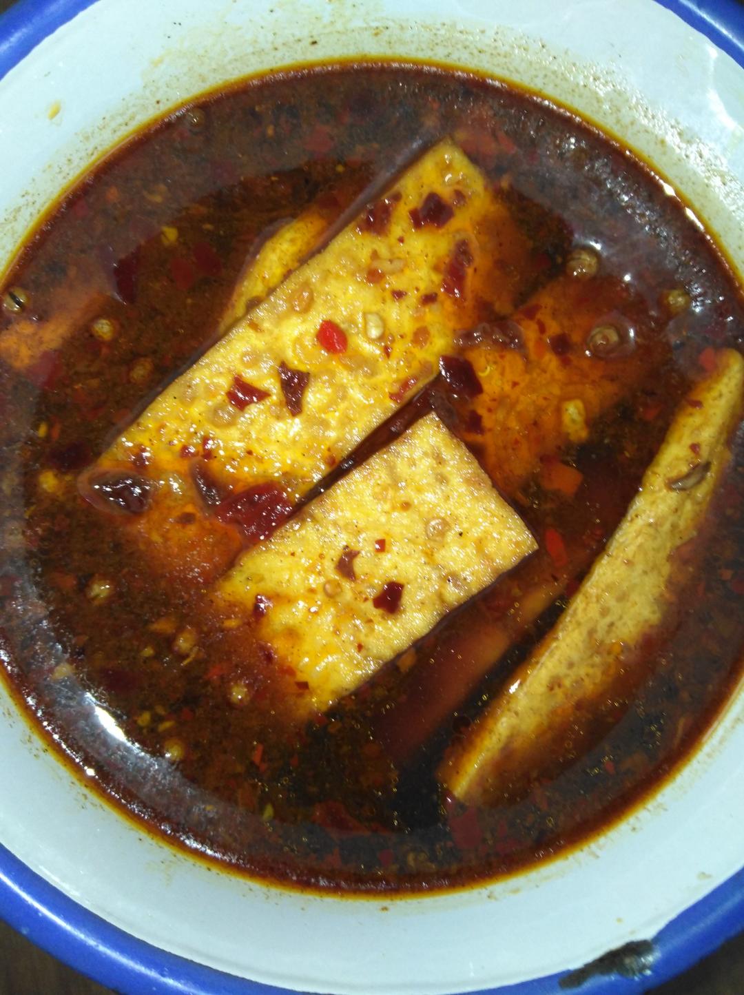 陆露1206做的香卤油泡豆腐