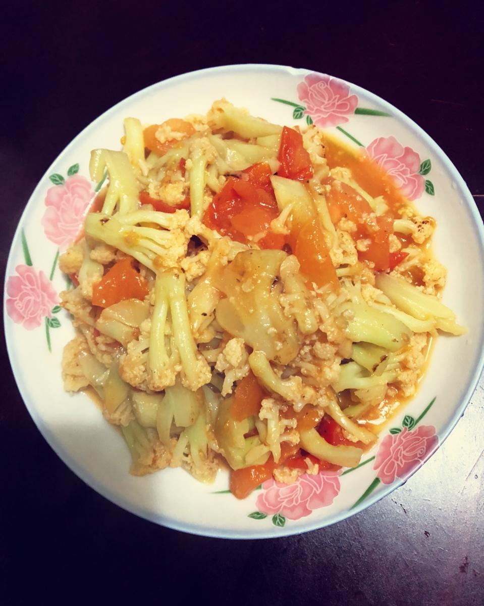 有机花菜炒西红柿