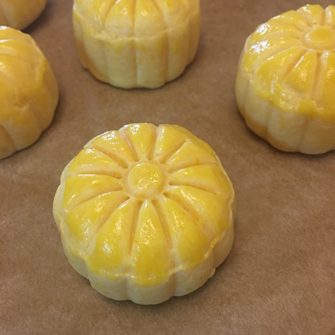 当下最流行的月饼----通透奶黄流心月饼配方、细节和理论