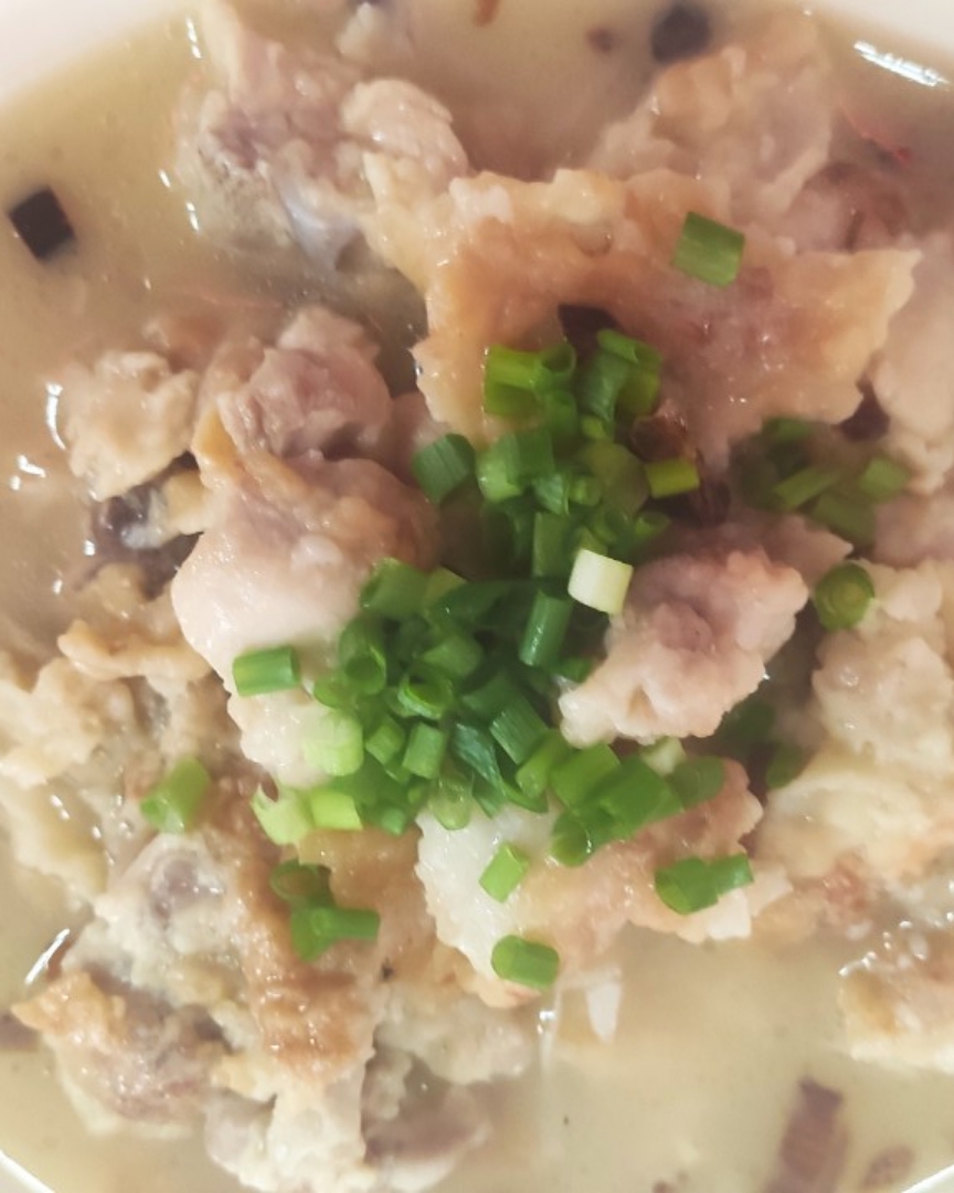 汤鲜味美又下饭的河南特色美食《面炕鸡汤》的做法