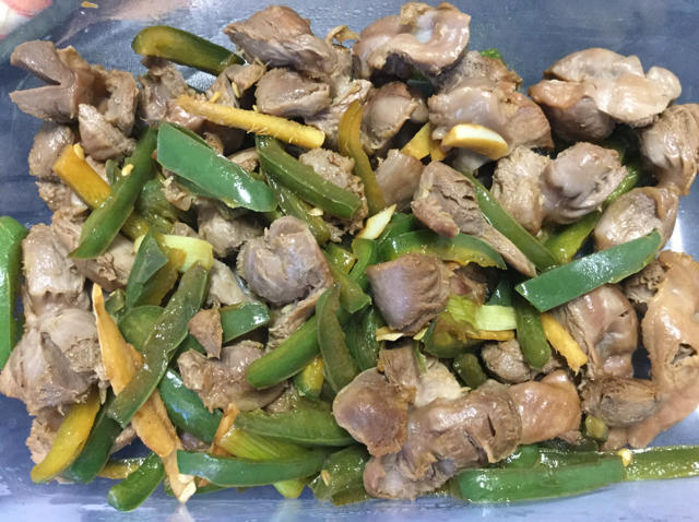 小米椒爆鸡胗