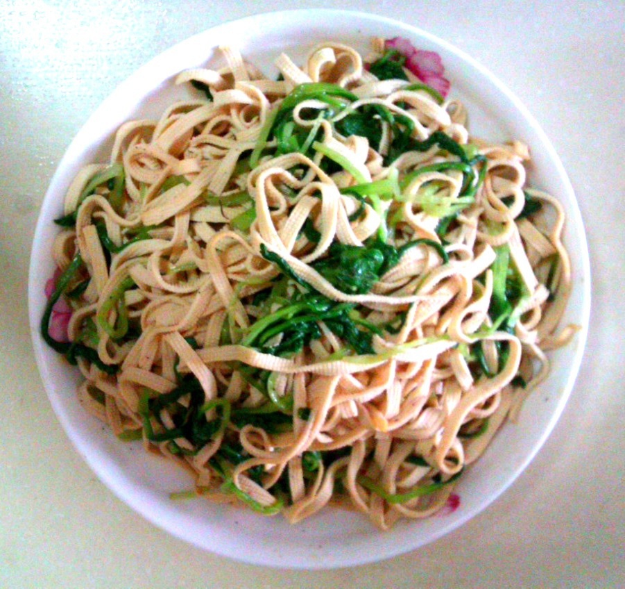 凉拌豆腐丝