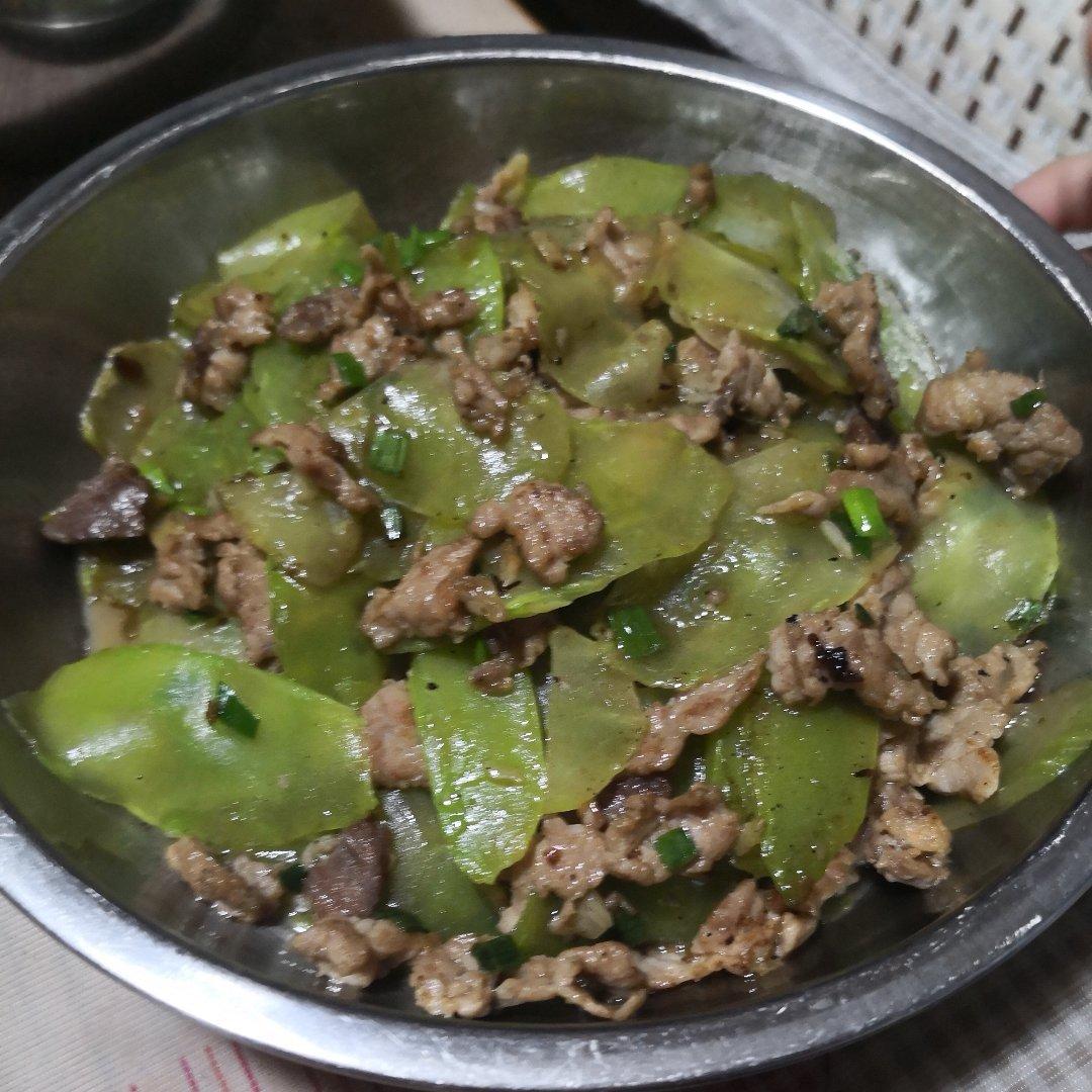 莴笋炒肉