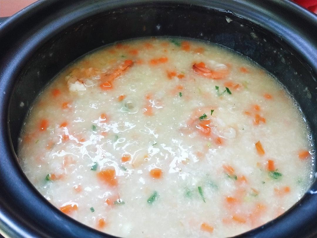 鲜虾砂锅粥