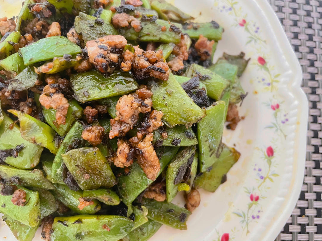 榄菜肉末四季豆