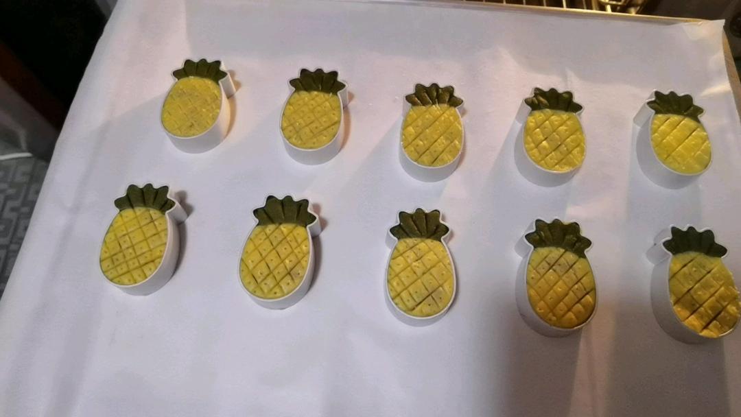 【暖暖焙家】缤纷凤梨酥/凤凰酥，菠萝黑凤梨（就是喜欢你）!