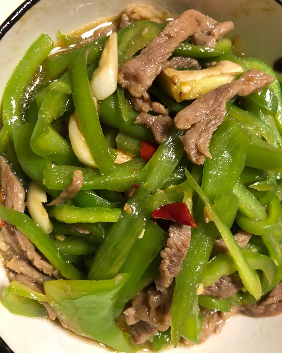 巨下饭的青椒炒肉丝