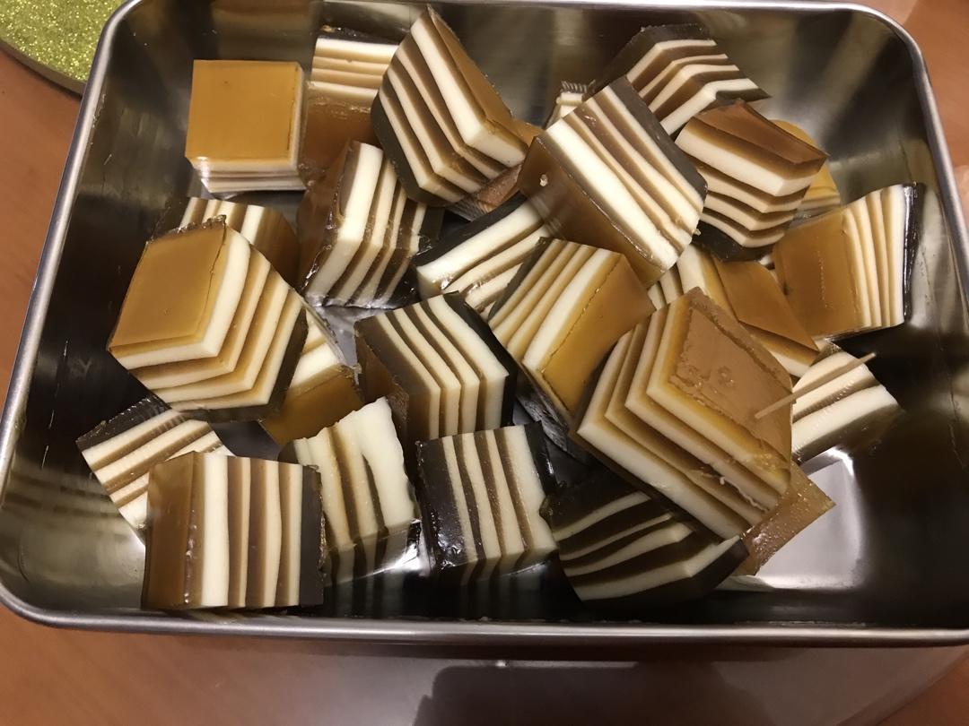 Q弹椰汁千层糕（马蹄糕）