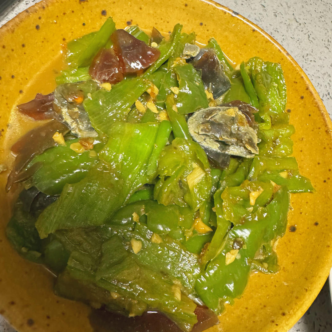 青椒皮蛋