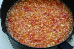 番茄虾仁疙瘩汤这样做太好吃了！的做法 步骤7