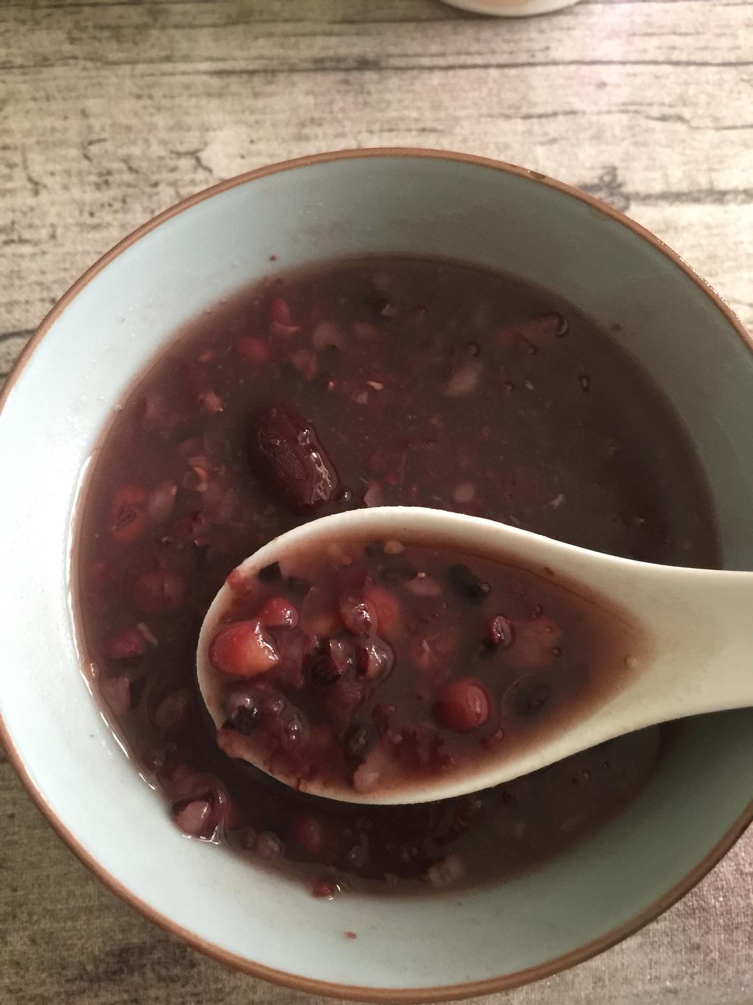 当归红枣粥的做法