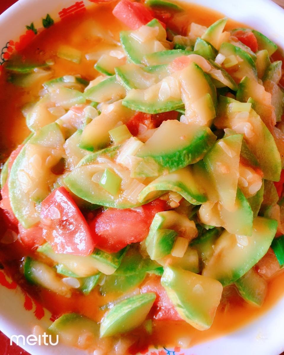 西葫芦炒番茄