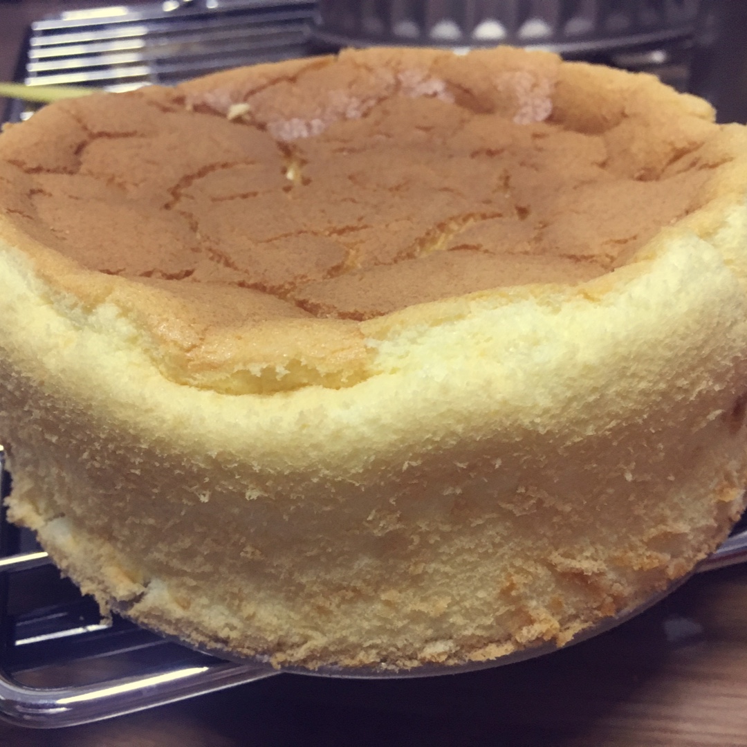 低糖、不消泡、长得高的经典方子——戚风蛋糕