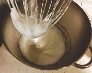 抹茶蜜红豆白巧克力奶油蛋糕卷的做法 步骤21
