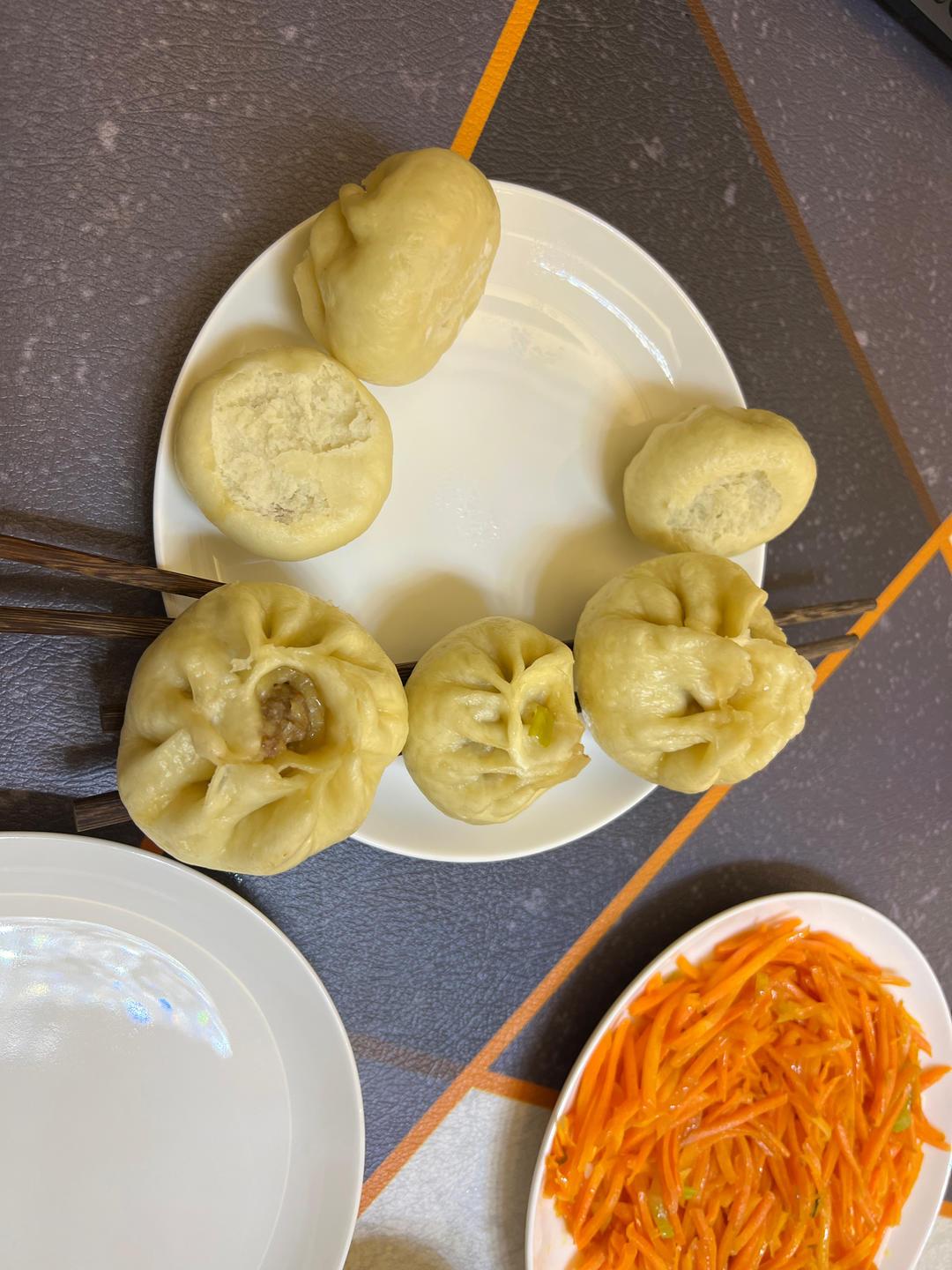 家庭版猪肉大葱包子（喷香多汁）