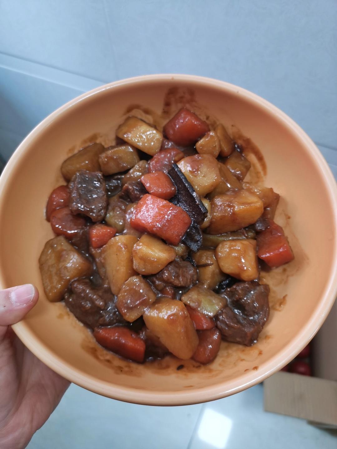 巨下饭的土豆炖牛肉
