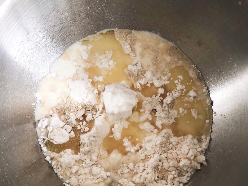 纯奶手撕吐司的做法 步骤1