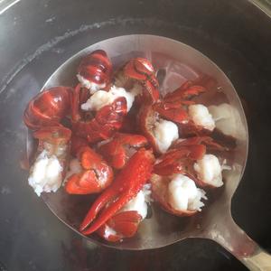 独创—咖喱小龙虾意面的做法 步骤2