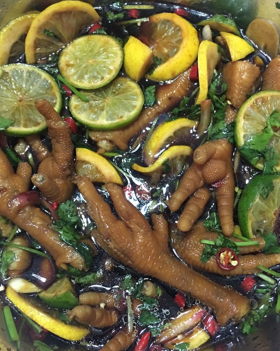 网红柠檬酸辣鸡爪