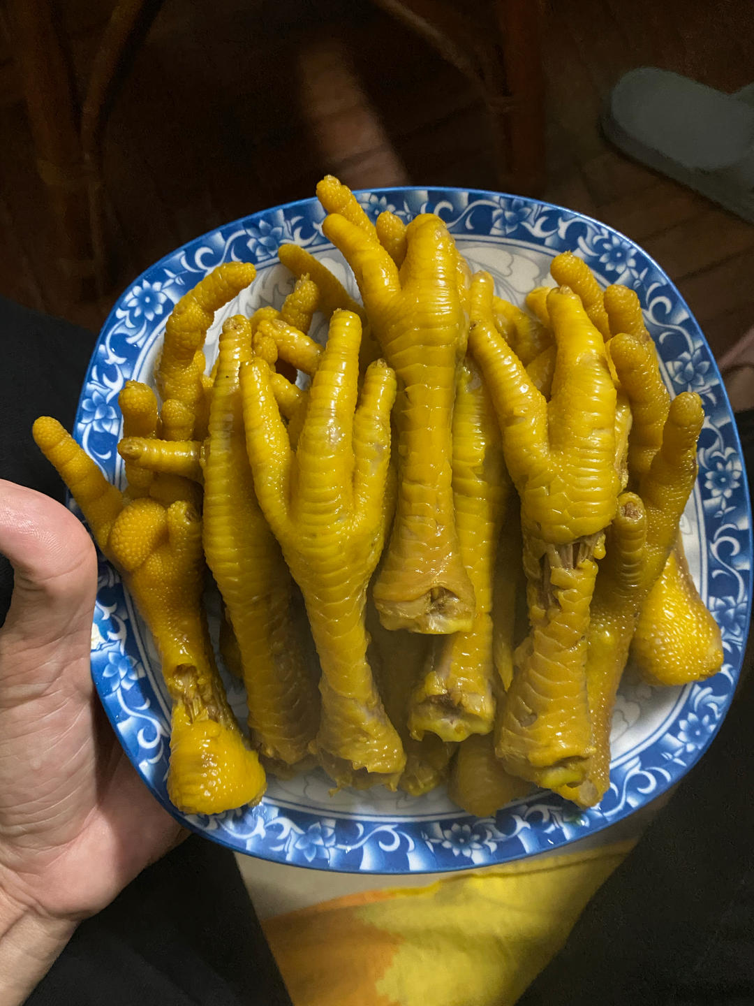 盐焗鸡爪(比外面卖的还好吃)