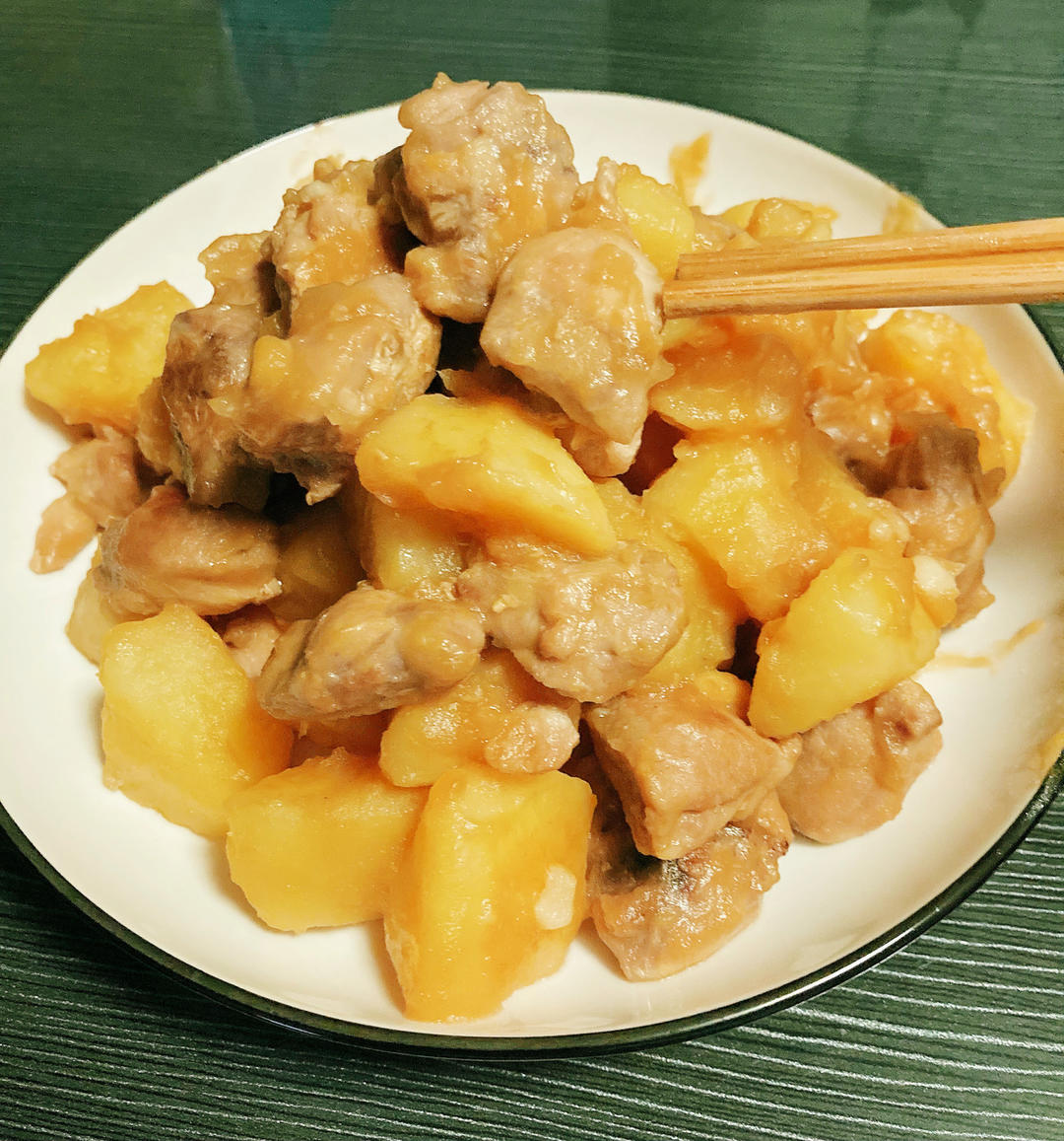 土豆焖鸡腿