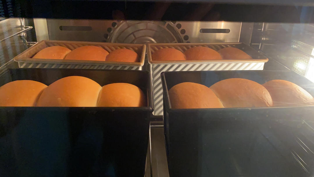 超柔牛奶棉花吐司（最详细的吐司食谱）