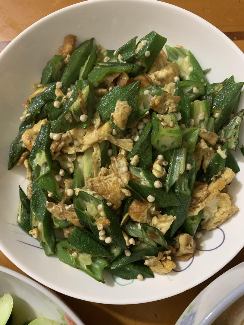 秋葵炒鸡蛋