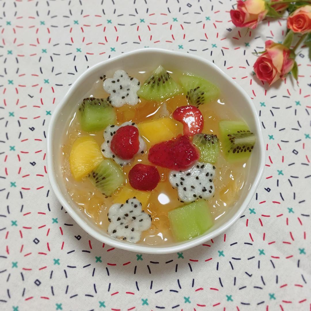 甜品 桃胶银耳水果羹 糯米姐姐做的桃胶银耳水果羹