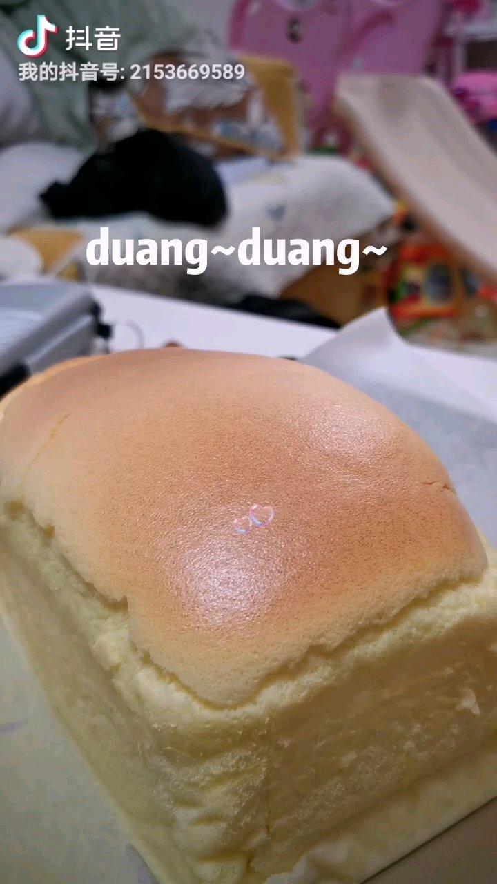 堪比柯基屁股
爆浆芝士🧀古早蛋糕